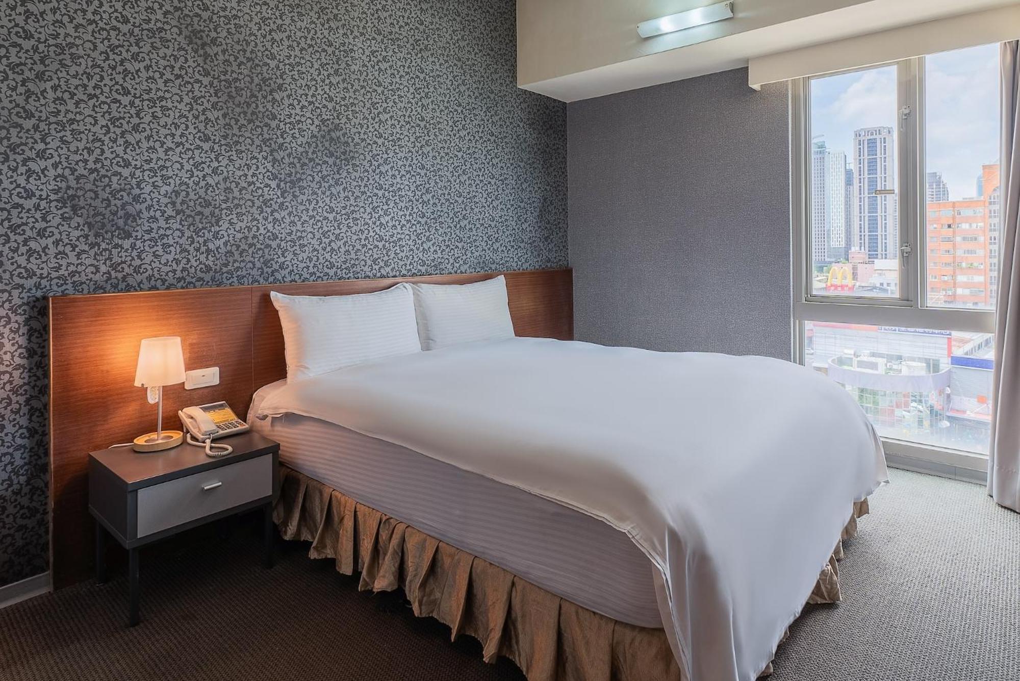 The Galerie Hotel Taichung Buitenkant foto