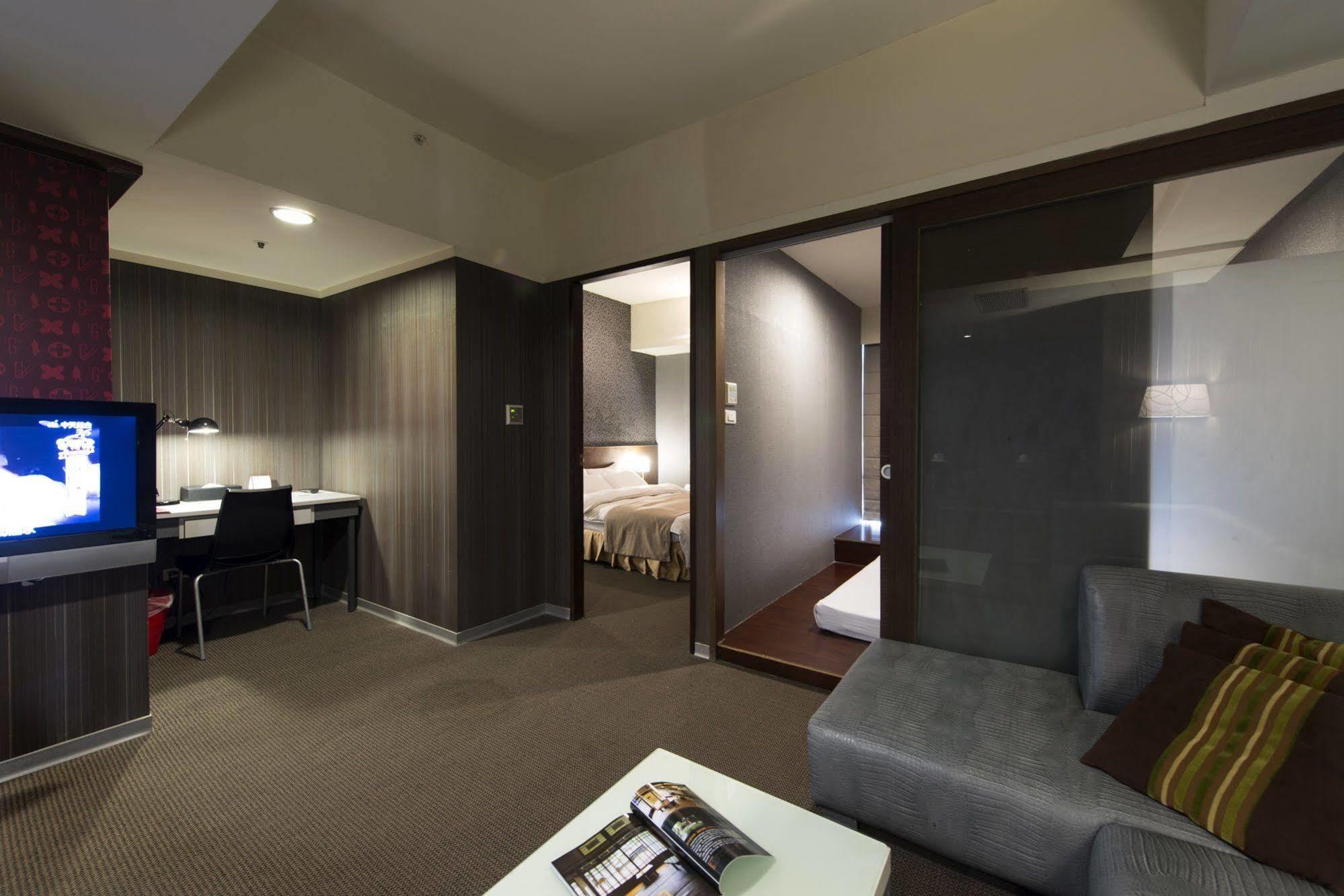 The Galerie Hotel Taichung Buitenkant foto